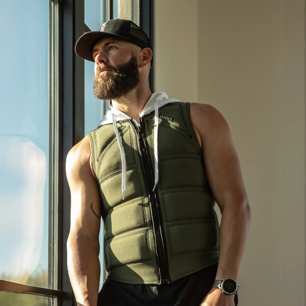 Aion Men's Workout Vest - Image 9