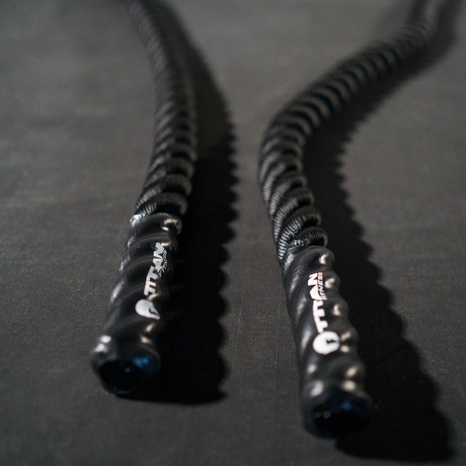 Scratch and Dent - 40' x 2" Battle Rope Black Poly Dacron - FINAL SALE - Image 10