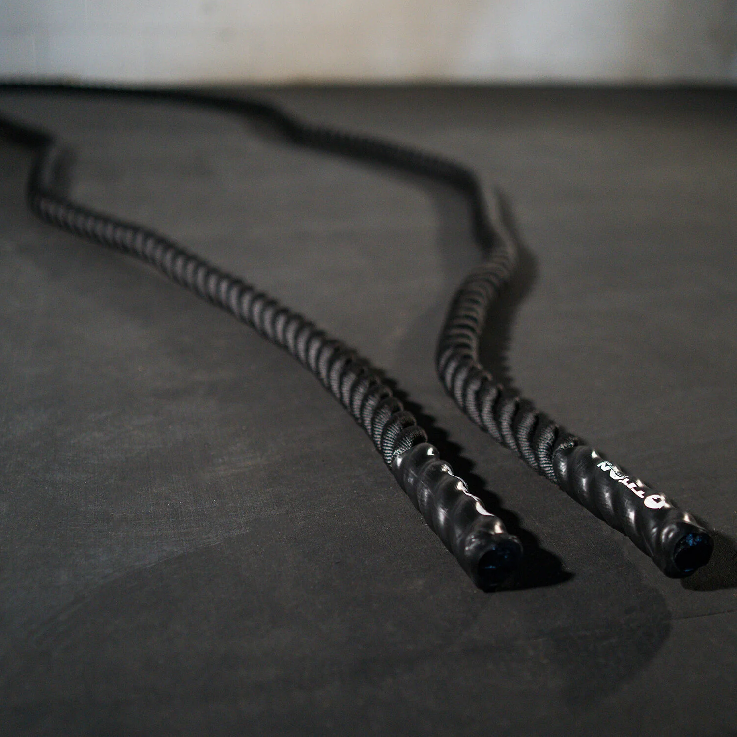 Scratch and Dent - 40' x 2" Battle Rope Black Poly Dacron - FINAL SALE - Image 11