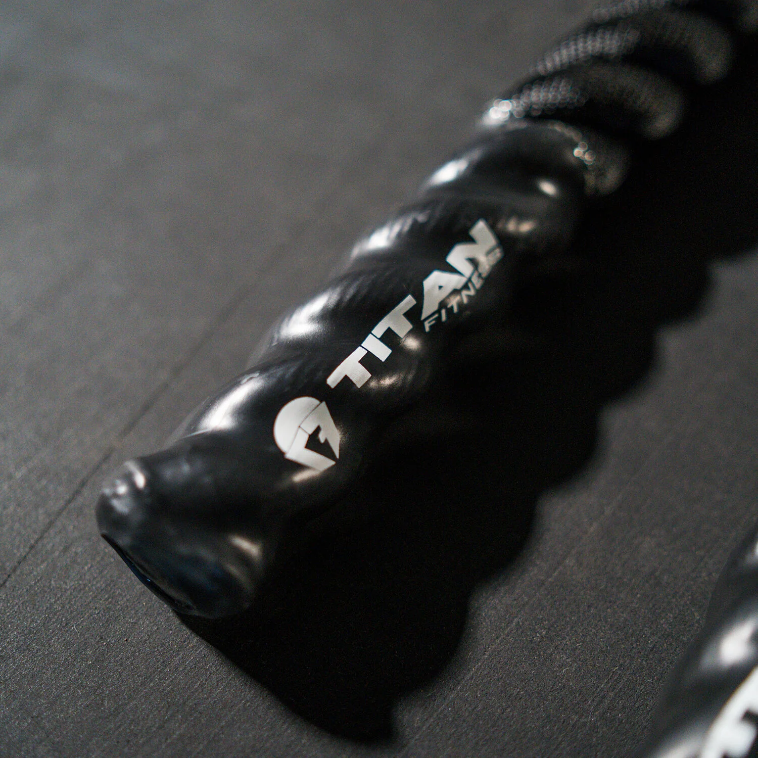 Scratch and Dent - 40' x 2" Battle Rope Black Poly Dacron - FINAL SALE - Image 8