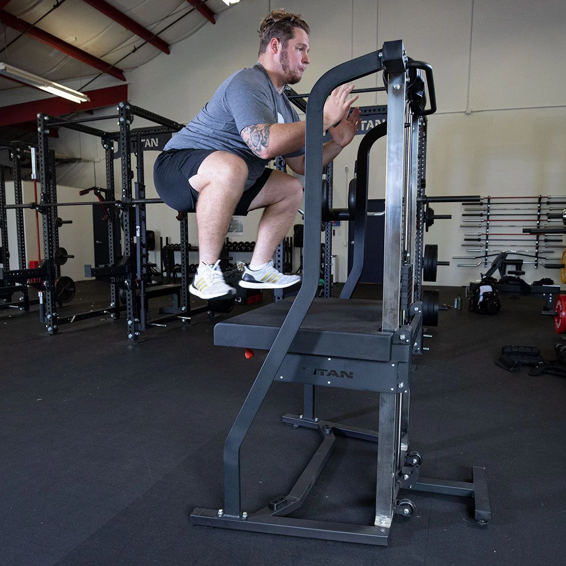 Scratch and Dent, 60" Ronin Plyometric Machine - Image 2