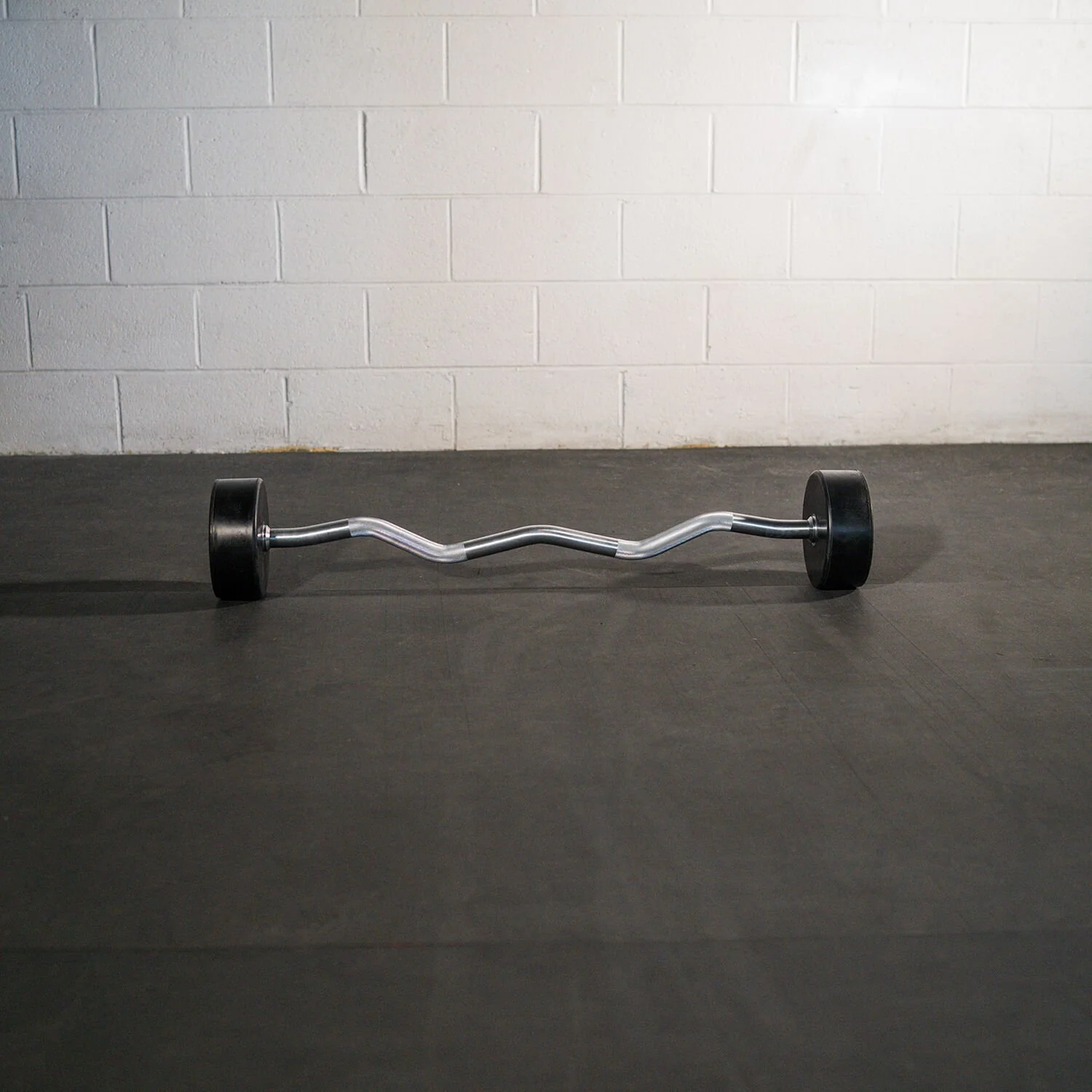 Scratch and Dent - Rubber Fixed Barbell | EZ Curl | 70 LB - FINAL SALE - Image 4