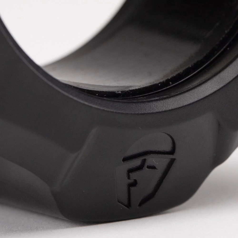 Scratch and Dent, TwistLock® Barbell Collars - Image 2
