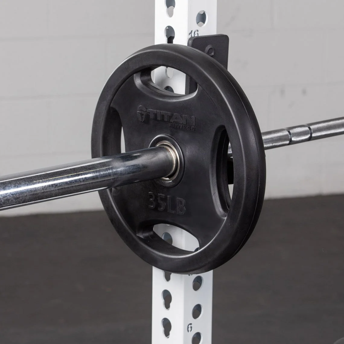 Scratch and Dent, 35 LB Single Grip Plate - Image 2