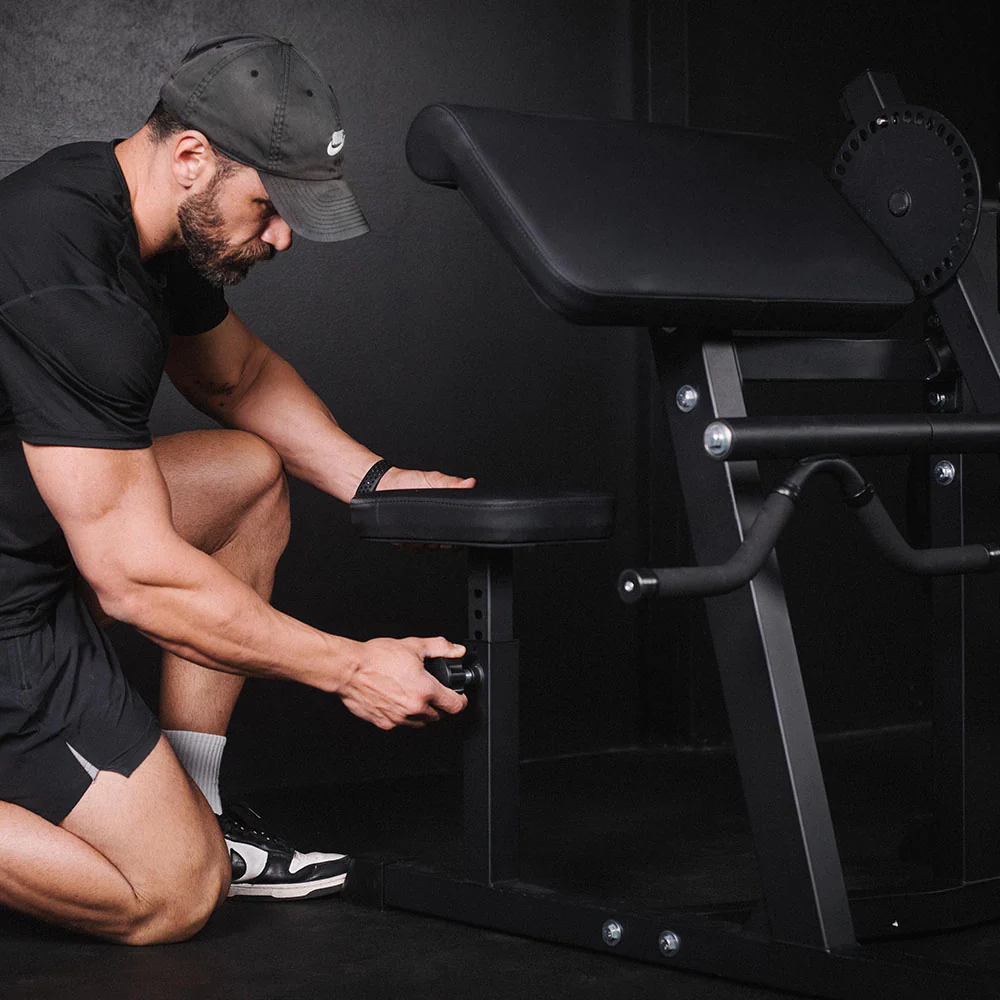 Scratch and Dent, Bicep Tricep Curl Machine - Image 11