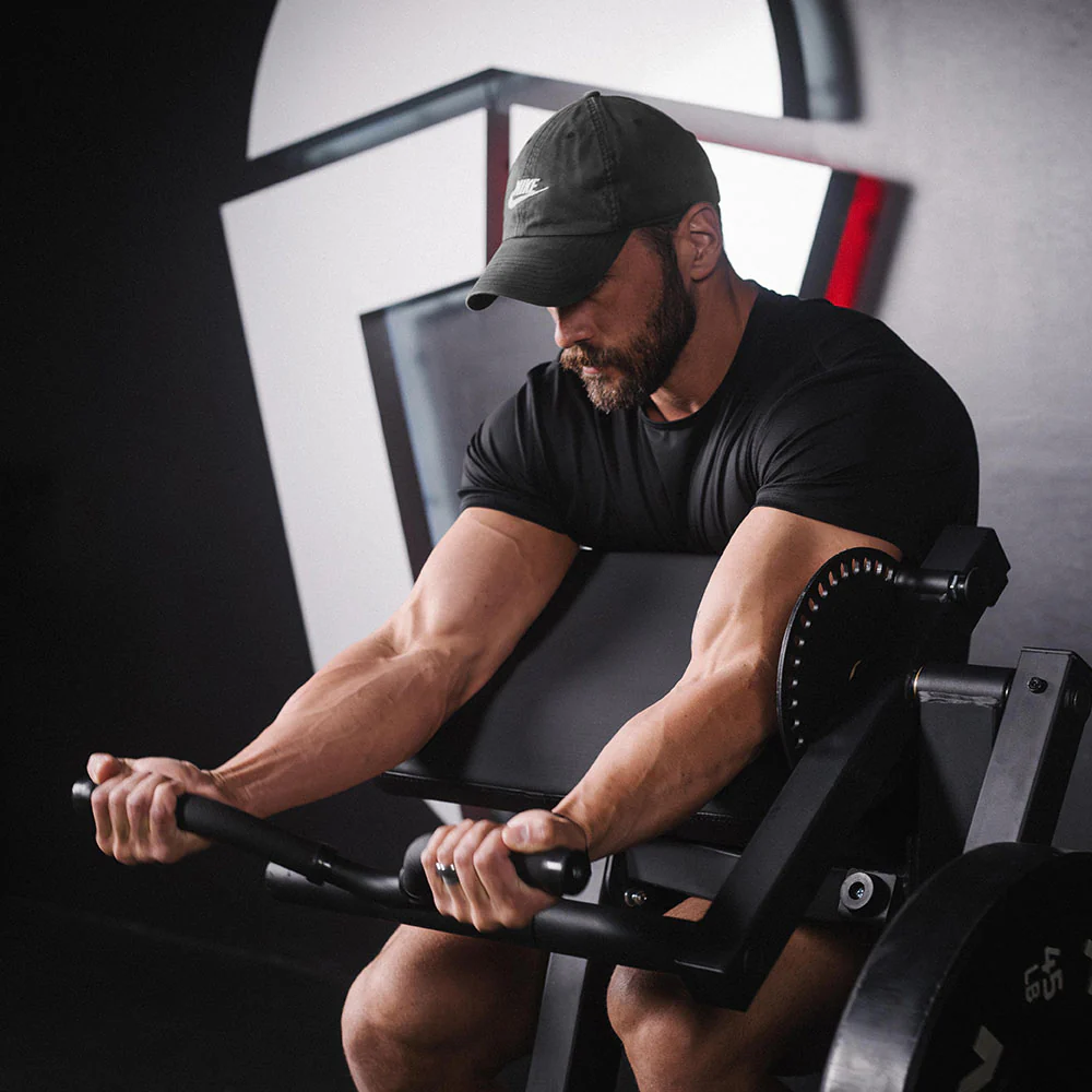 Scratch and Dent, Bicep Tricep Curl Machine - Image 3