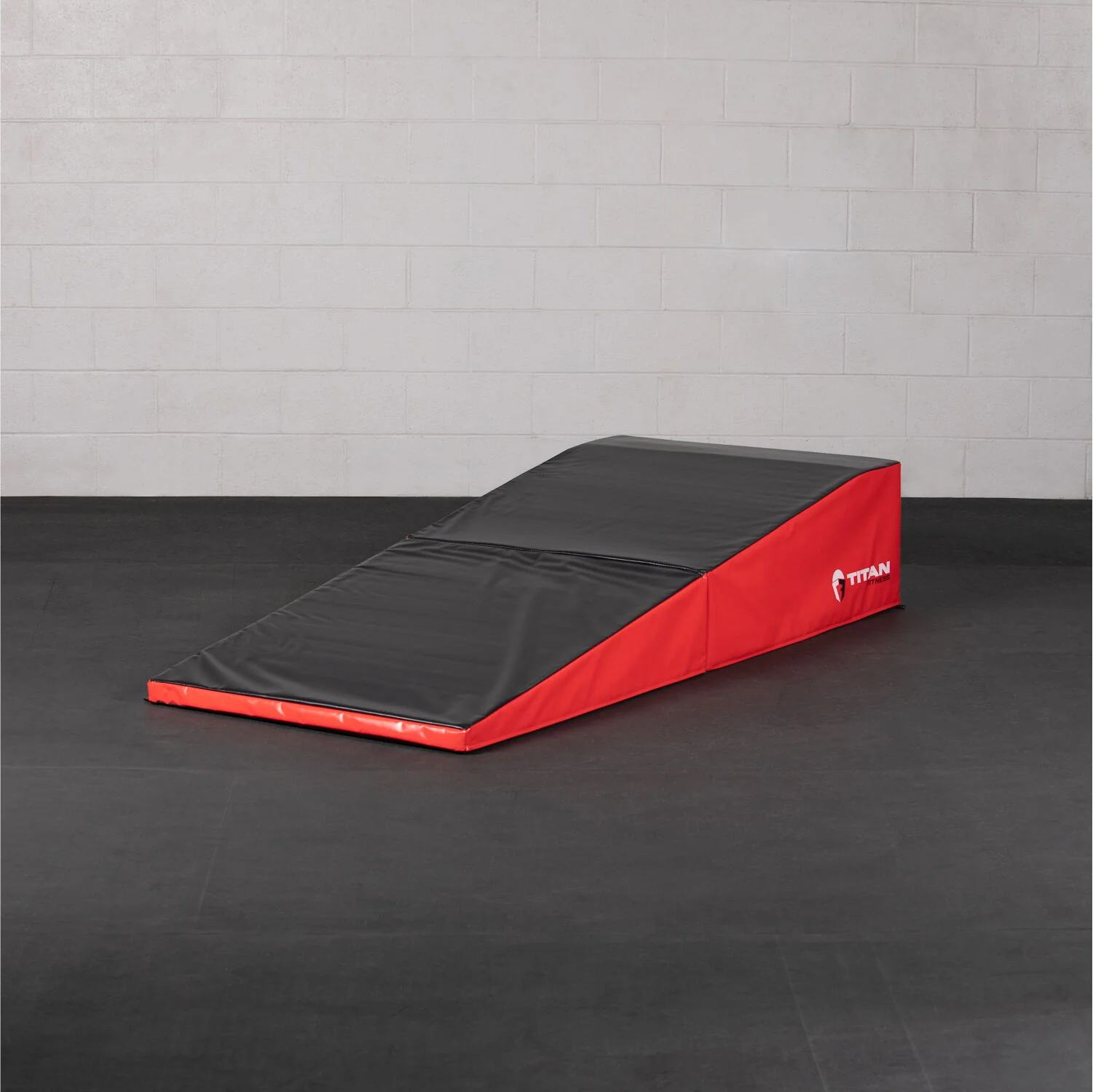 Scratch and Dent - Incline Gymnastics Mat – Handstand Ramp – Folding - FINAL SALE - Image 5
