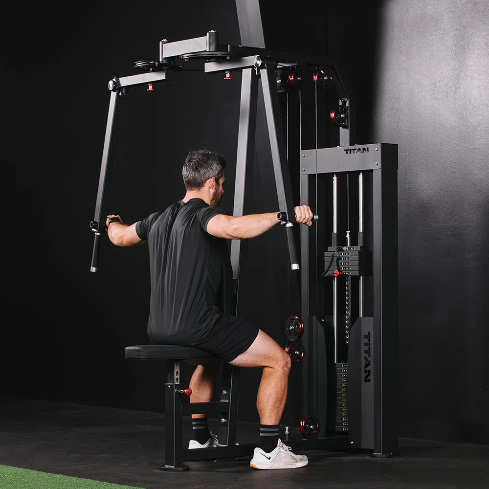 Selectorized Pec Fly and Reverse Delt Machine - Image 6