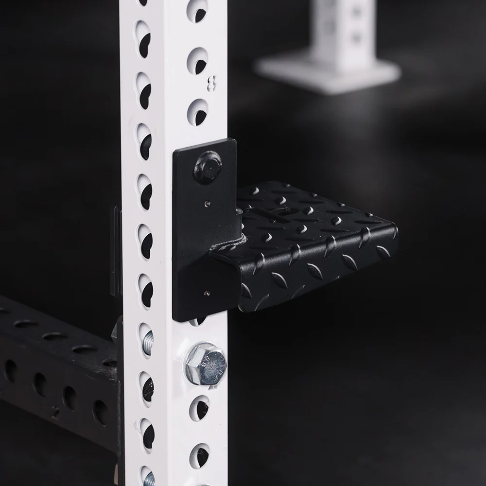 TITAN Series Rack-Mounted Step-Up Platform - Image 4