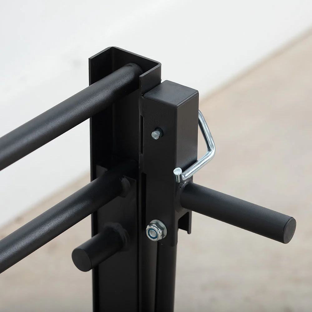 Scratch and Dent, Plate-Loaded Vice Grip Trainer - Image 4
